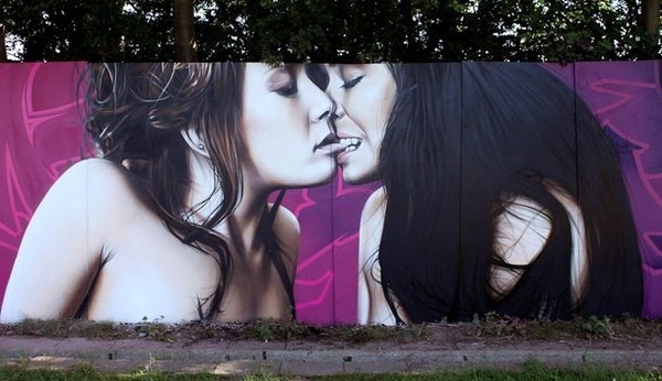 Womans Kiss On Graffiti Search By Muzli
