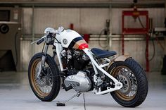 'Look Right' by DP Customs | GBlog #cycles #custom