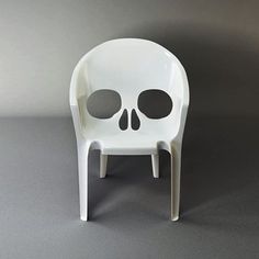FFFFOUND! | this isn't happiness.™ #eyes #chair #skull #death