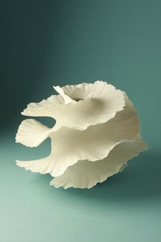 ronbeckdesigns:3D printed vase, designed by Sandra Davolio, Denmark #sculpture #vase #design #printing #3d