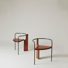 Fin Chair by PELLE