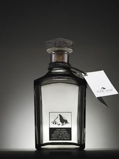 Tomas Shanahan #packaging #design #bottle