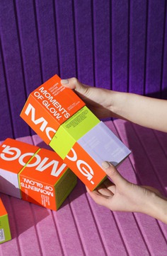 MOMENTS OF GLOW. VISUAL IDENTITY AND PACKAGING