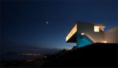 House on the Cliff by Fran Silvestre Arquitectos #minimal #home
