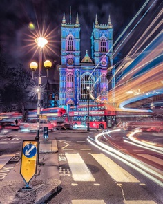 Incredible Moody Street Shots of London by Nige Levanterman