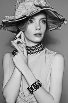Sophie Srej by Michelle Du Xuan for Harpers Bazaar China #model #girl #photography #portrait #fashion #beauty