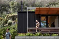 offSET Shed House – small beach house