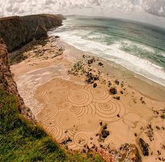 Environmental Artist Tony Plant Transforms the Beaches of England into Swirling Canvases sand land art England #beach #sand #art #england