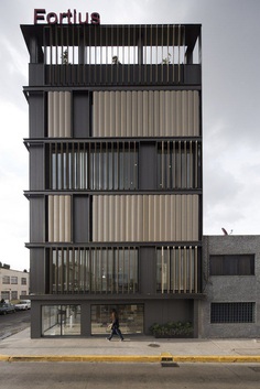 Renovation of Mexico Fortius Office Building / ERREqERRE Architecture and Urbanism