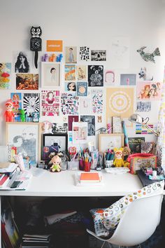 work space/desk! – A peek into my home – Hannah