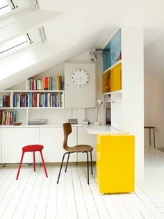 Decorating Ideas: 12 White Rooms with Pops of Color Photo #interior #design #decor #deco #decoration
