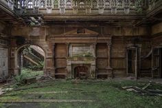 Simon Yeung Captures Britain's Stunning Abandoned Buildings