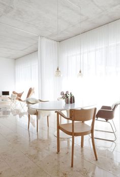 Dining area. House C.A.L. by Studio Oink. #diningroom #minimal