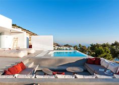 Holiday Home on the Santorini Island by Kapsimalis Architects