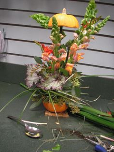 40+ Creative Flower Arrangement Ideas #flower #ideas #arrangement