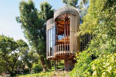 Contemporary Tree House Inspired by Timber Cabins in Cape Town