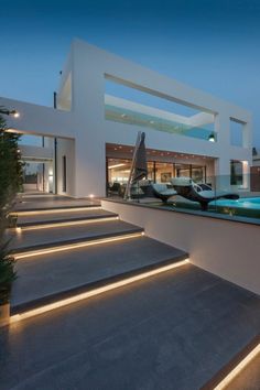 Visually-Striking Interior Design Exhibited by Residence in Glyfada, Greece