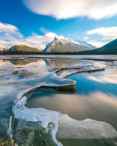 Stunning Reflected Landscapes Capture The Beauty of Alberta