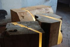 Lamps Made from Sawmill Waste and Tree Branches Embedded with Resin and LEDs #recycle #resin #tree #wood #upcycle #lamps #light