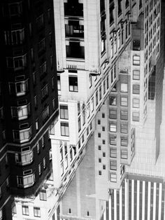 Nouvelle York 2010 on Behance #white #wallb #tetris #black #building #architecture #york #new