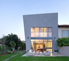 Ecological House Herzliya by Neuman Hayner Architects