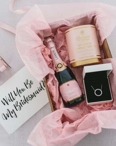 We’re Obsessing Over These Bridesmaid Proposal Boxes