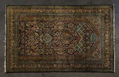 Oriental rug made of silk. IRAN, 20. Century, approx. 216x137 cm