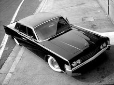 http://www.them-thangs.com/wp-content/uploads/2010/11/5191564285_509b342ebe_b.jpg #photo #noir #car #black