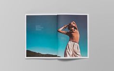 Código on Behance #anagrama #print #book #clean #minimal #layout #editorial #magazine