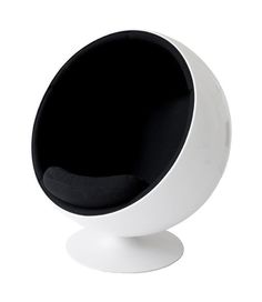Ball Chair #chair #aarnio #white #minimal