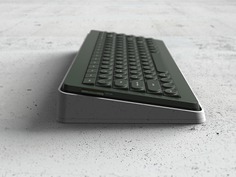 Keyboard for Creative's Desk - Slide