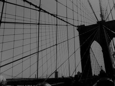 Nouvelle York 2010 on Behance #wallb #lines #york #bridge #new