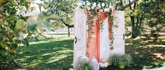 Great ideas coral wedding decorations are collected in our article. Choose your variant!