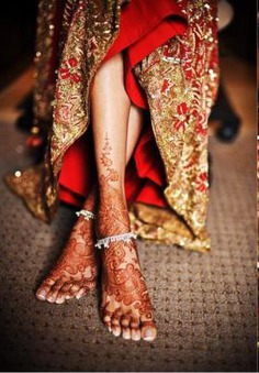 Indian bride foot jewellery