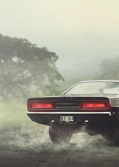 SOUL DESERT |||| / Motor #smoke #black #dodge #photography #america #car
