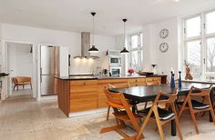 Vivir en un dúplex de 222m² #interior #kitchen #furniture #design