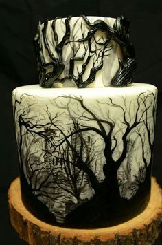 Halloween Cake #cake #halloween #seasonal #food #dessert #trees