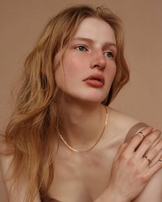 Aesthetic and Delicate Beauty Photography by Anya Holdstock
