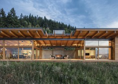 Hood River Residence by Scott | Edwards Architecture