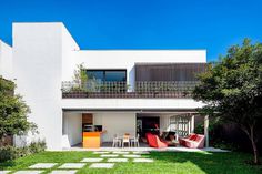 Sao Paulo Residence by Pascali Semerdjian Architects