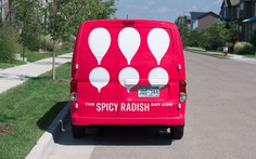 The Spicy Radish - Mindsparkle Mag Jonny Black, Richard Roche & Chris von Burske designed The Spicy Radish – a family-owned meal delivery service that provides fully-prepared meals to busy people, helping save time with healthy dishes that don't sacrifice quality or tastiness. #logo #packaging #identity #branding #design #color #photography #graphic #design #gallery #blog #project #mindsparkle #mag #beautiful #portfolio #designer