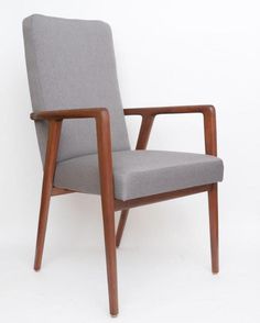 trzy puszki farby #furniture #armchair #grey