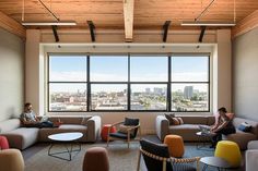 Simple Offices in Portland / Hacker Architects