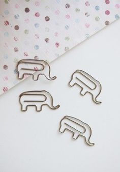 to those who will see, the world waits. #card #paper #paperclip #elephant