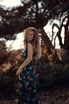 Gorgeous Beauty and Lifestyle Portrait Photography by Dennis Kilch