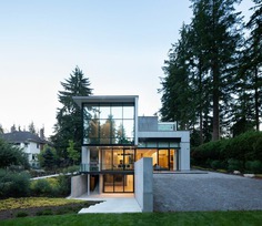 Step House / Measured Architecture