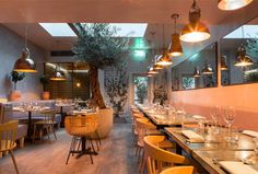 Restaurant Decor by Kinnersley Kent Design - #architecture, #decor, #interior, #restaurant,