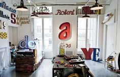 Graphic-ExchanGE - a selection of graphic projects #interior #design #typography