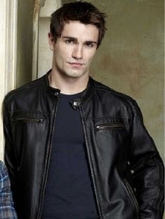 Sam Witwer is an Amazing Actor, Starring in Being Human TV Series as Aidan Waite. Buy His Leather Jacket of this TV Series. #samwitwer #beinghuman #tvseries #leatherjacket #aidanwaite #actor #love #celebrity #fashion #drama #insta #love