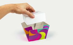 Mini-bolo #young #branding #packaging #colorful #brasil #paper #cake #bakery #baker #design #brand #purple #sao #logo #logotype #box #megalodesign #megalo #brazil #package #paulo
